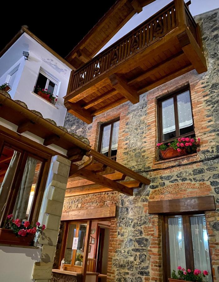 Hostal Toscana Охедо Экстерьер фото